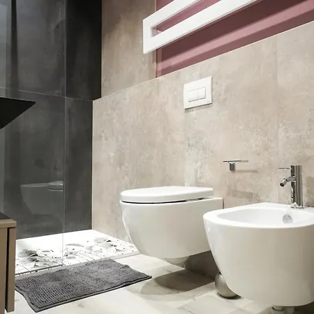 300 M Dal Duomo - Due Magnifici Moderni Apartment Modena