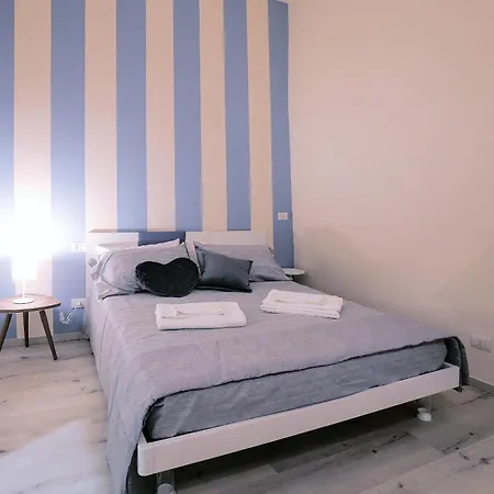 300 M Dal Duomo - Due Magnifici Moderni Apartment Modena
