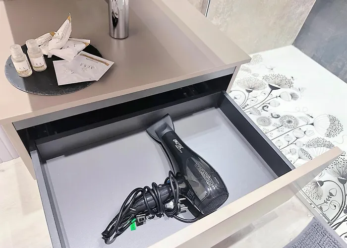 300m Dal Duomo - Due Magnifici Moderni Apartament